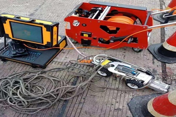 巴彦CCTV管道检测机器人