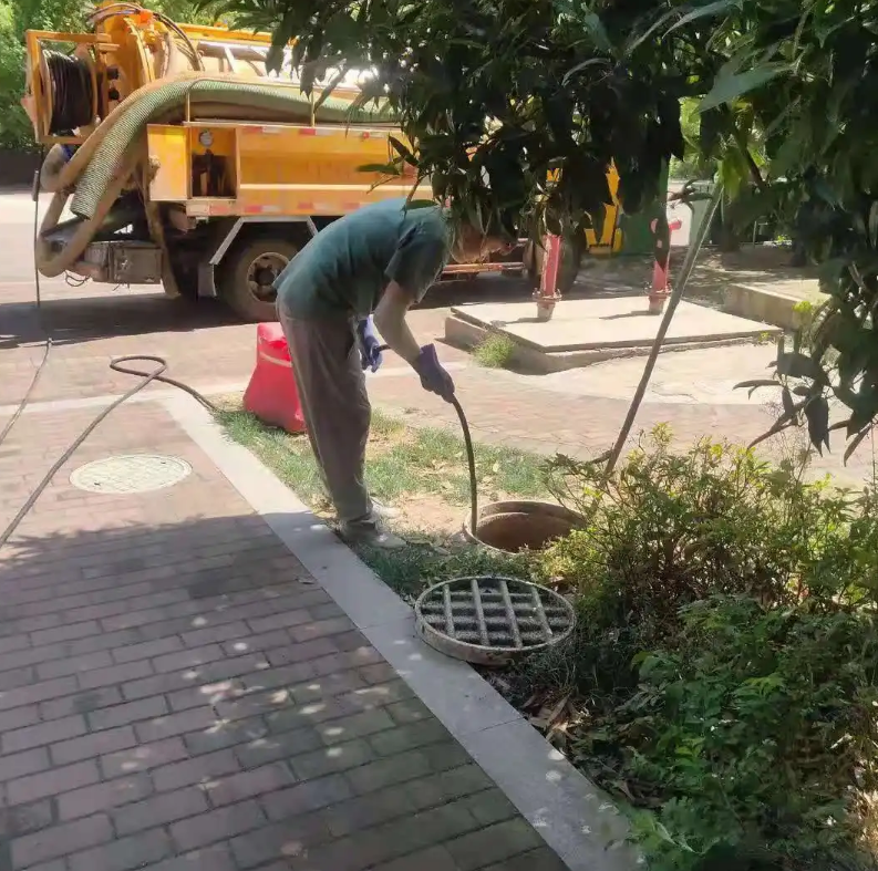 巴彦市政排污管道清淤疏通——专业团队，让您全程省心！